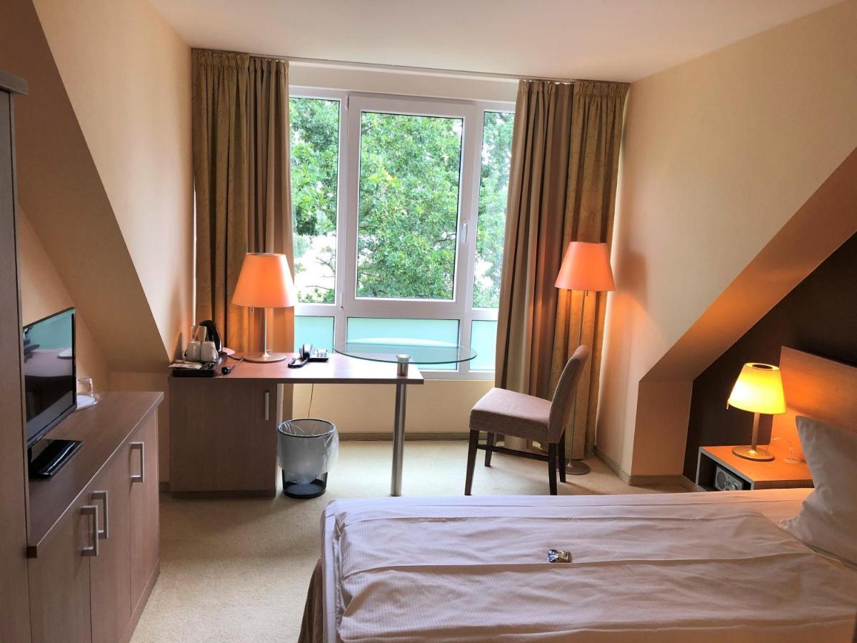 Hotel Seeblick Thuelsfeld Екстер'єр фото