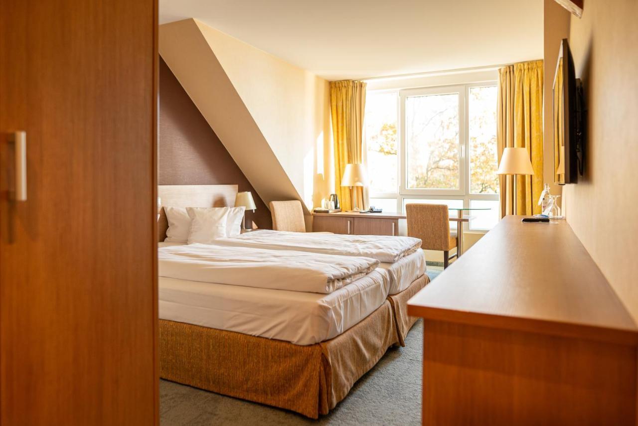 Hotel Seeblick Thuelsfeld Екстер'єр фото