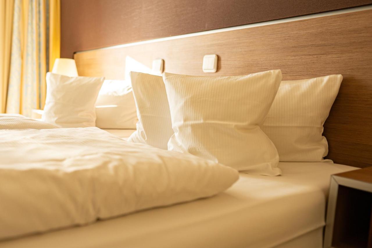 Hotel Seeblick Thuelsfeld Екстер'єр фото